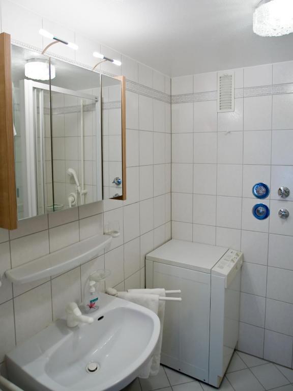 Maria-Viktoria Apartment Baden-Baden Oda fotoğraf